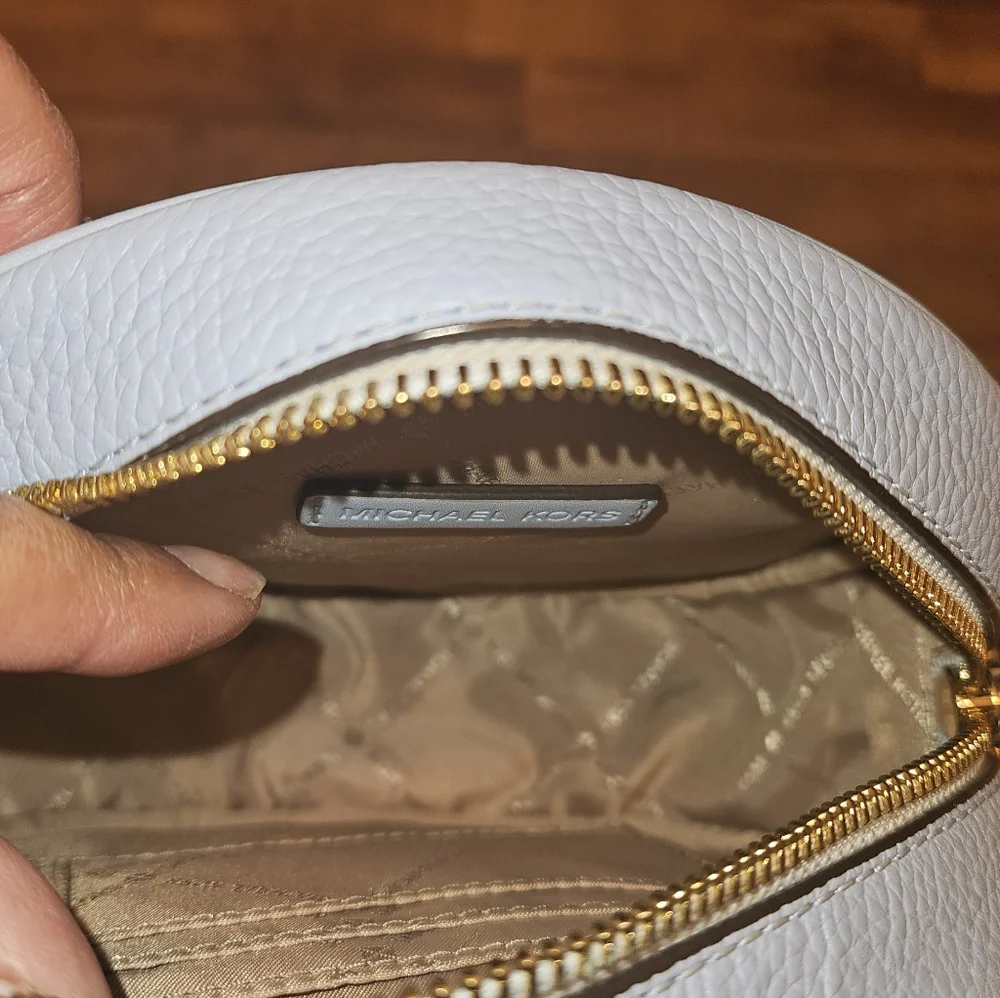 Michael Kors Light Blue Round Crossbody Bag - Picture 7 of 8